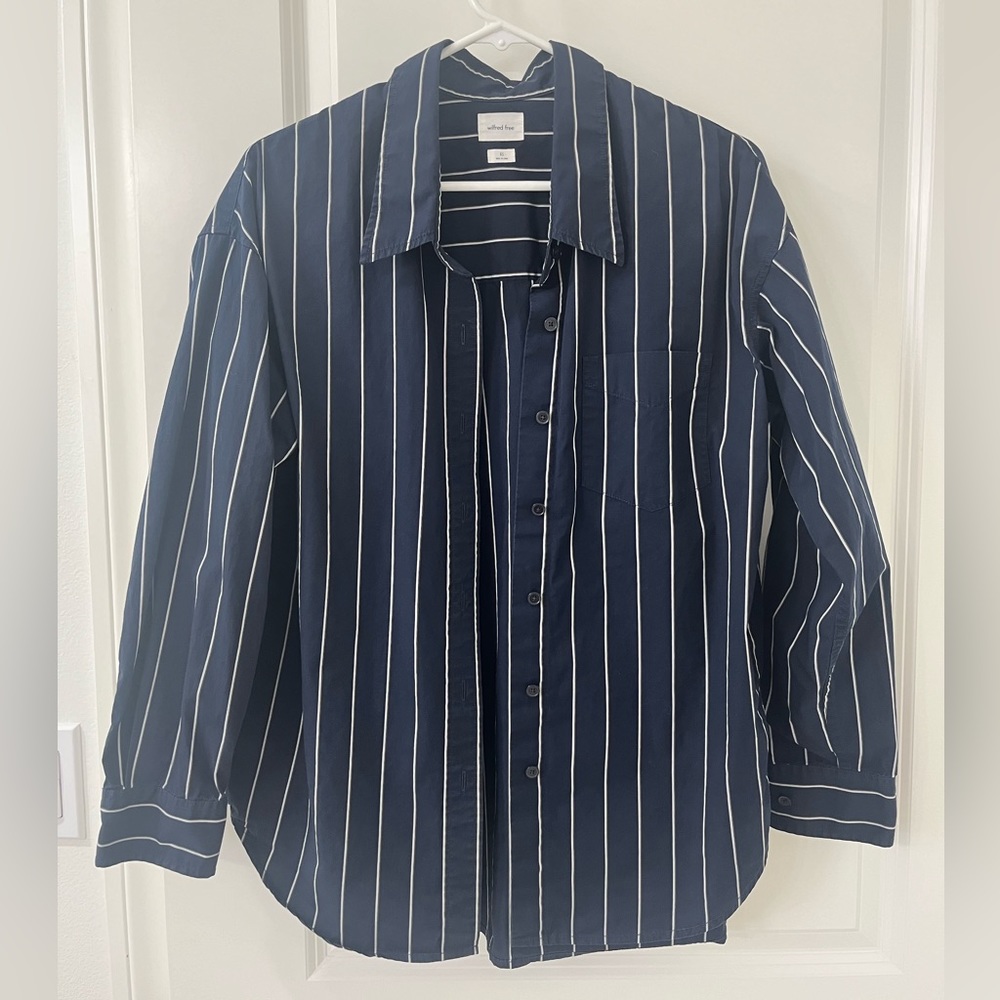 Wildfred (Aritzia) poplin shirt. Oversized navy + white strips XS